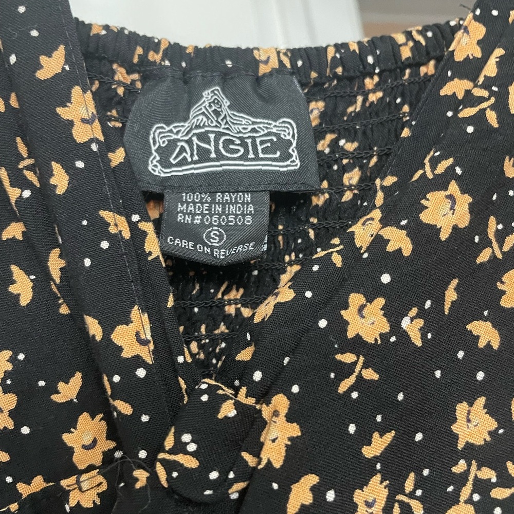Dress - Picture 3 of 4